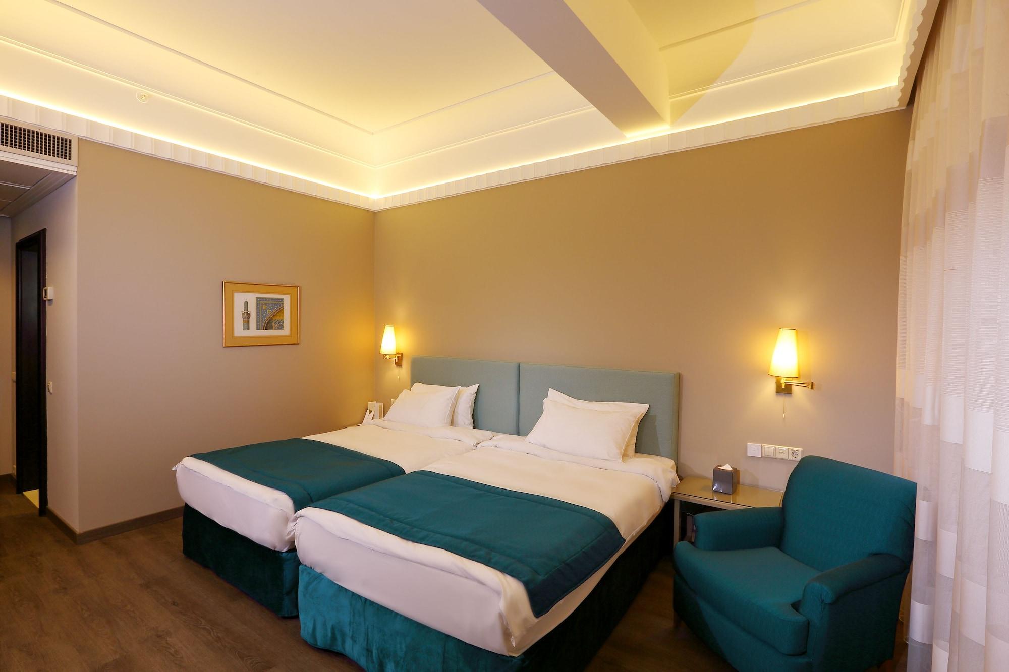 Warwick Palm Beach Hotel Bejrút Kültér fotó