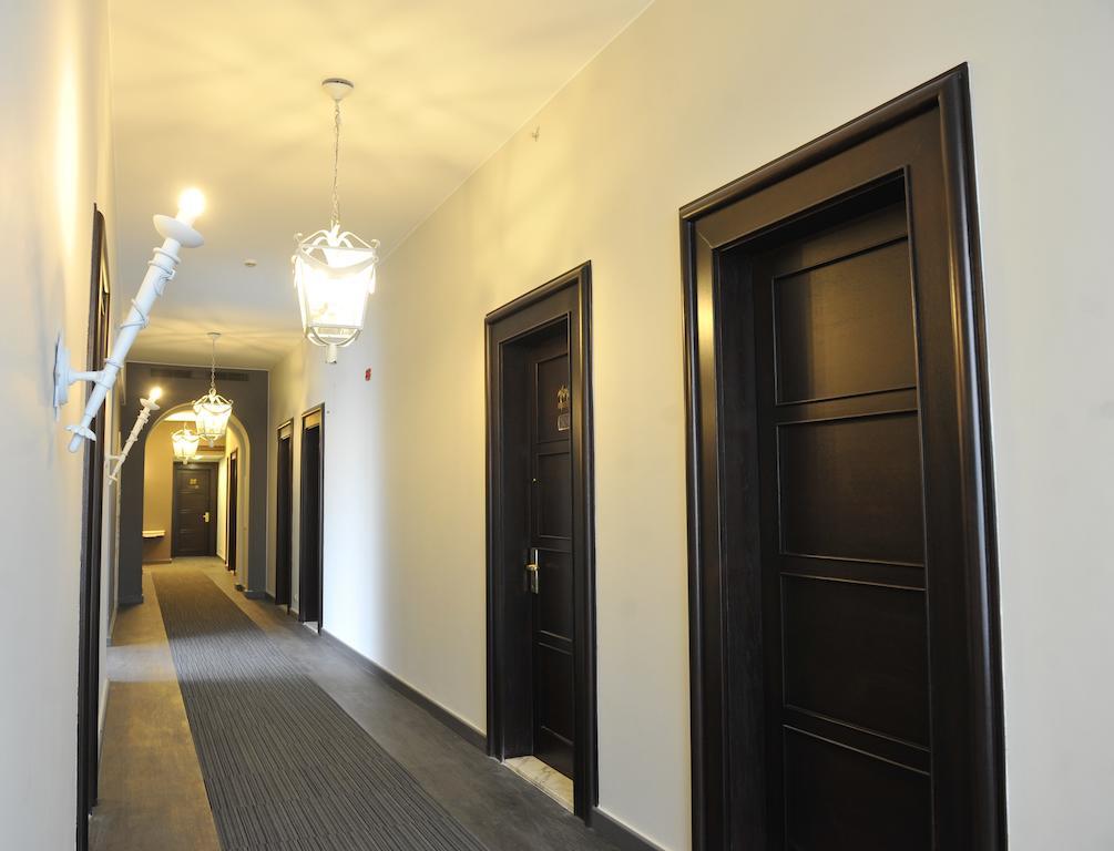 Warwick Palm Beach Hotel Bejrút Kültér fotó